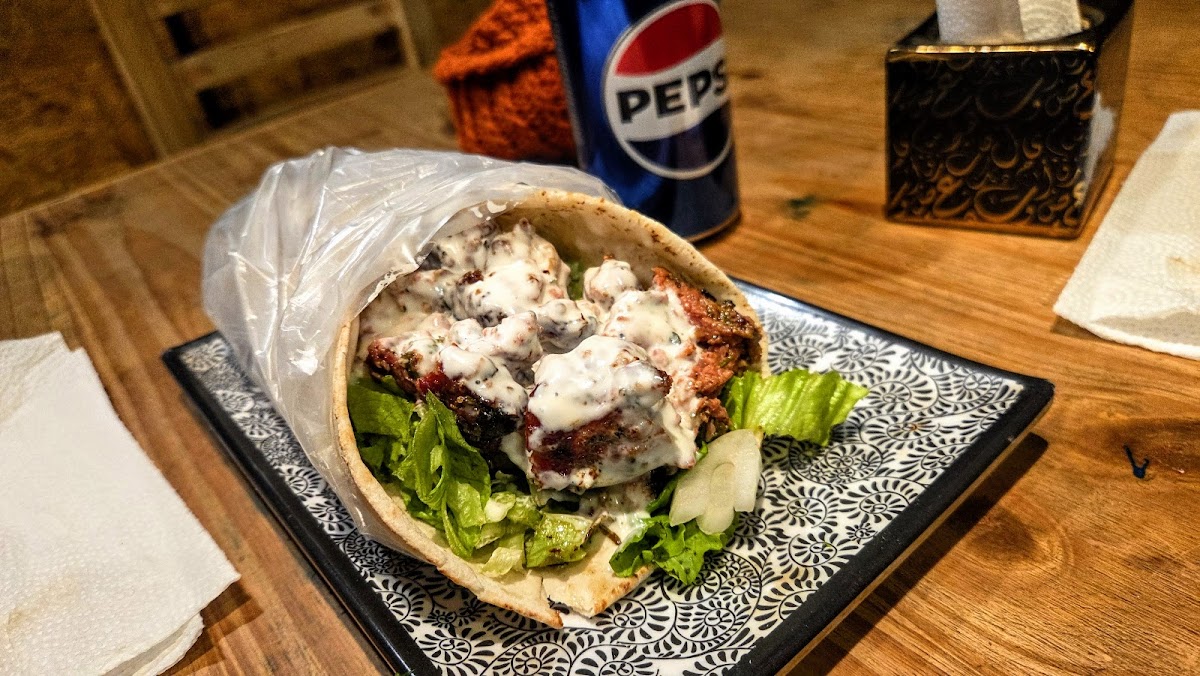 La Meca Shawarma Comida Árabes Catering — foto 3