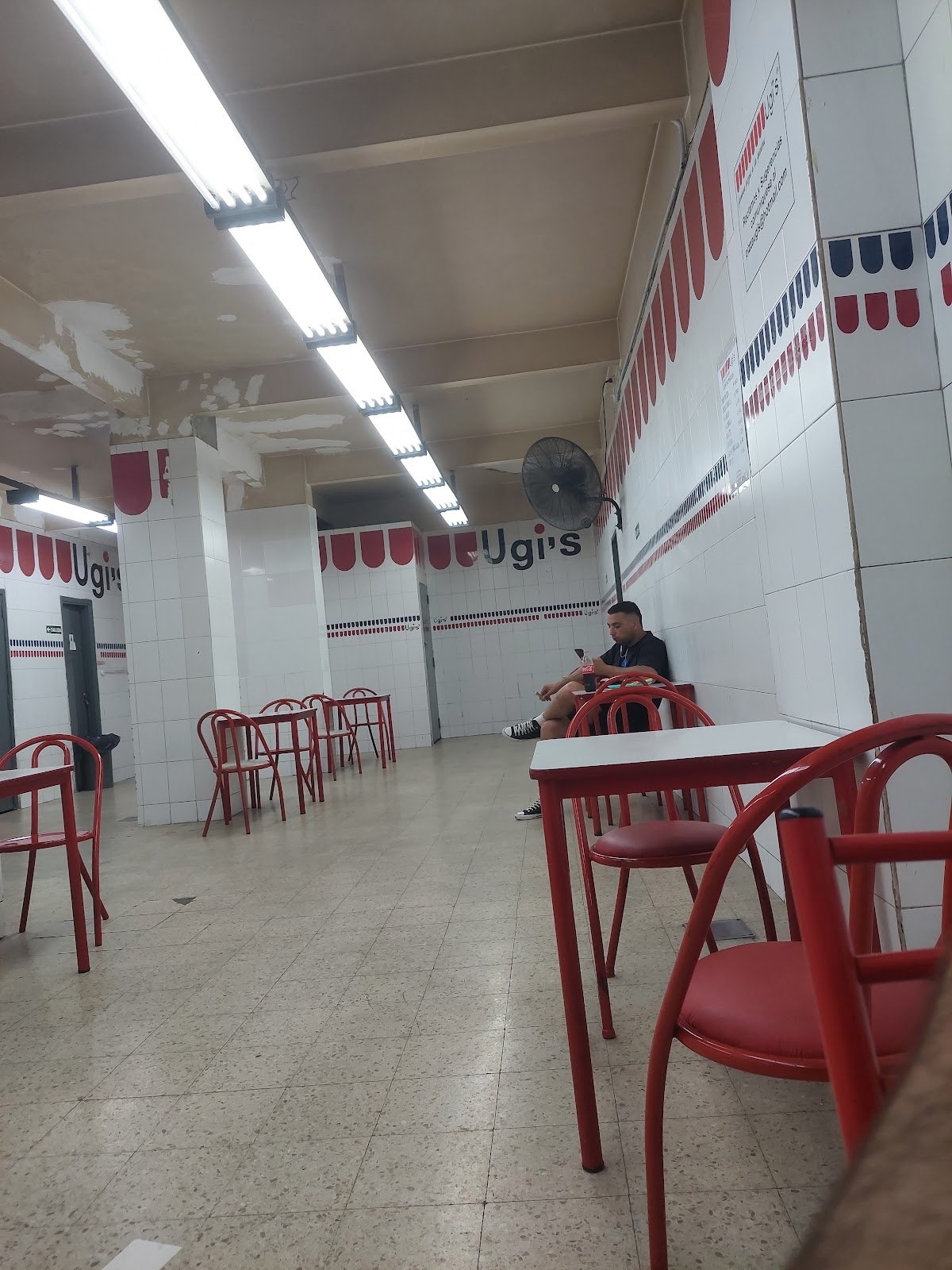 Ugi's — foto 4