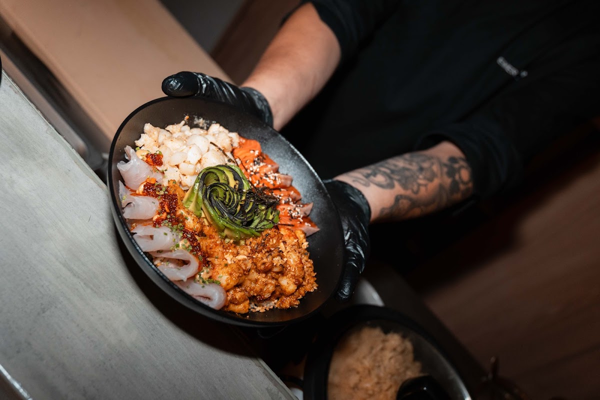 Emer-son Sushi Nikkei Omakase — foto 4